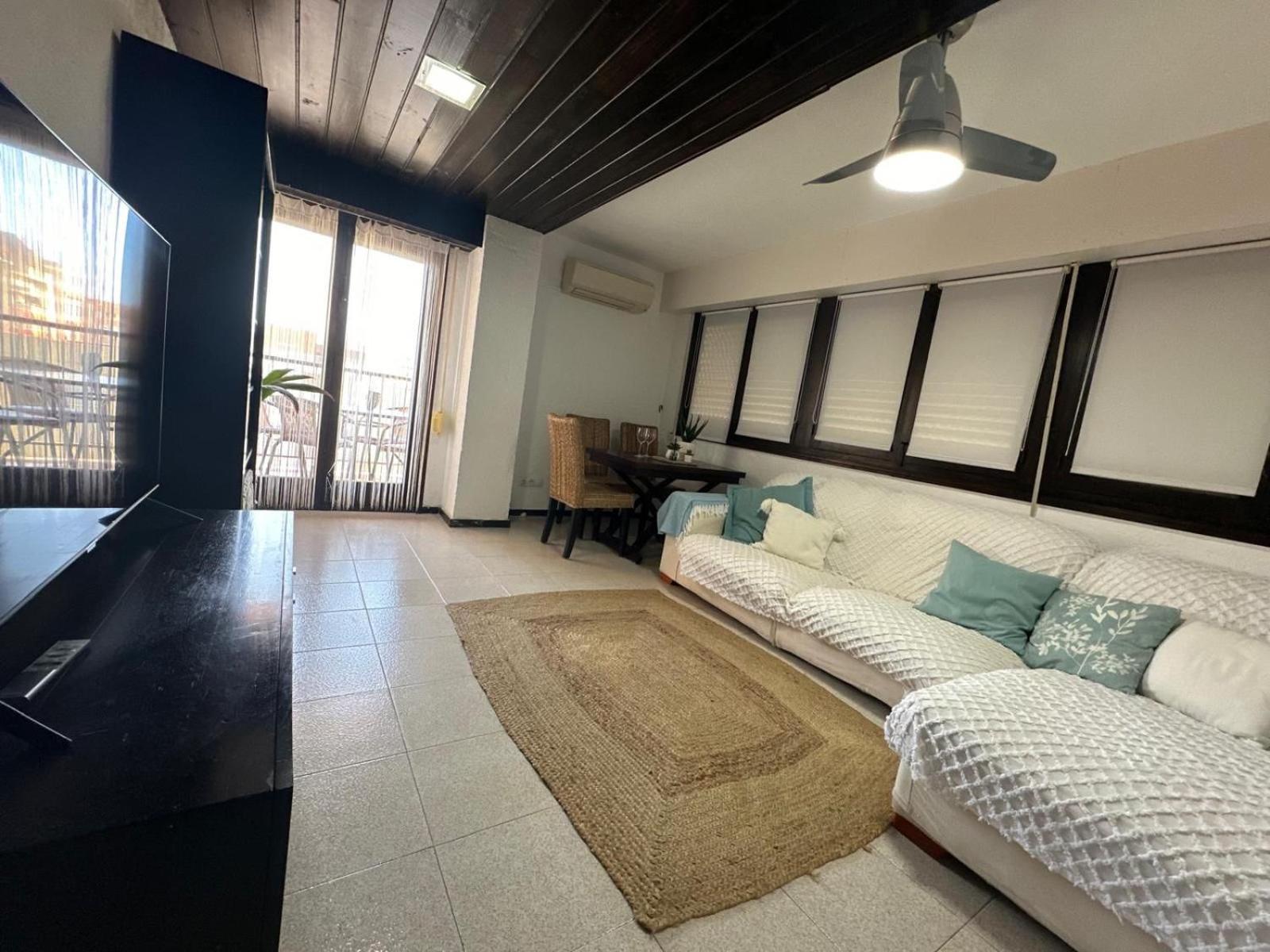 Apartament Torre Azafata Arenales del Sol Zewnętrze zdjęcie